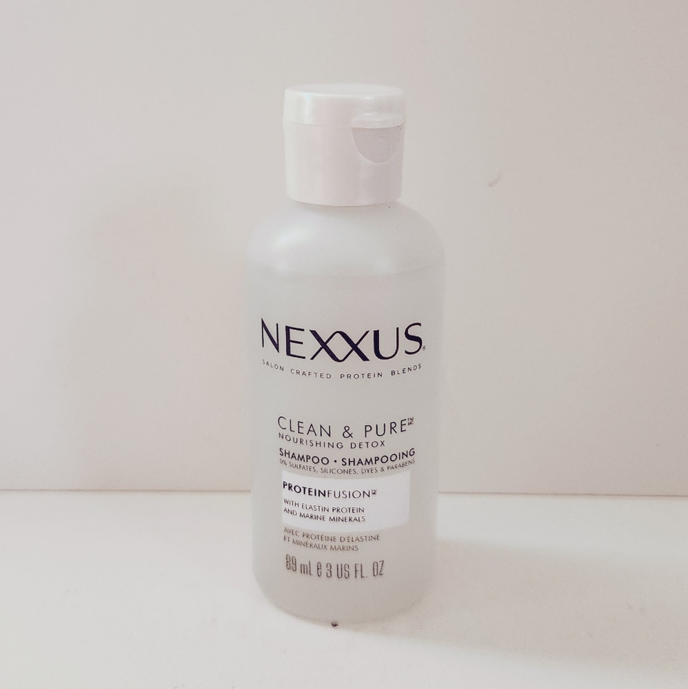🍭7/$15 Nexxus Clean & Pure Nourising Hair Detox Shampoo